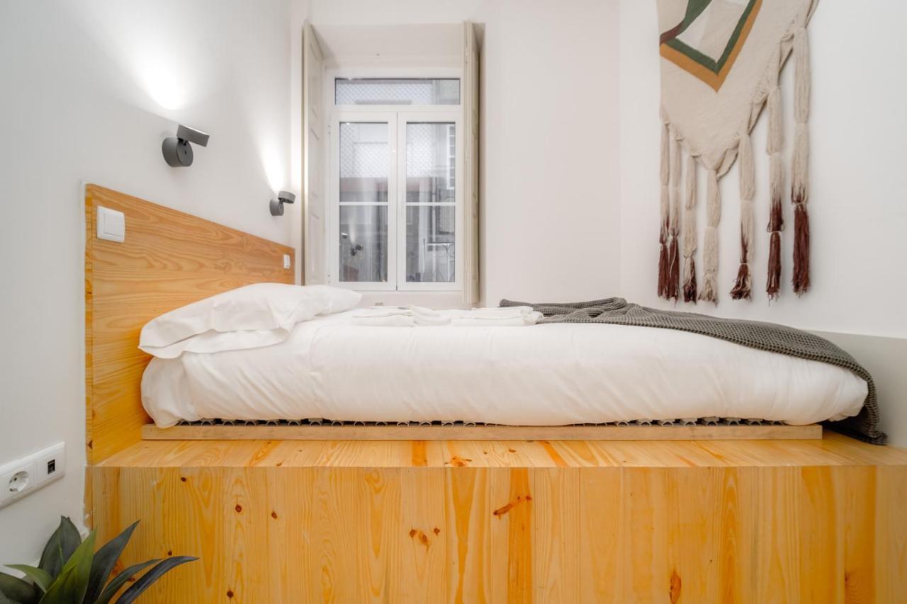Nomad'S Bonjardim City Flats Porto Exterior photo
