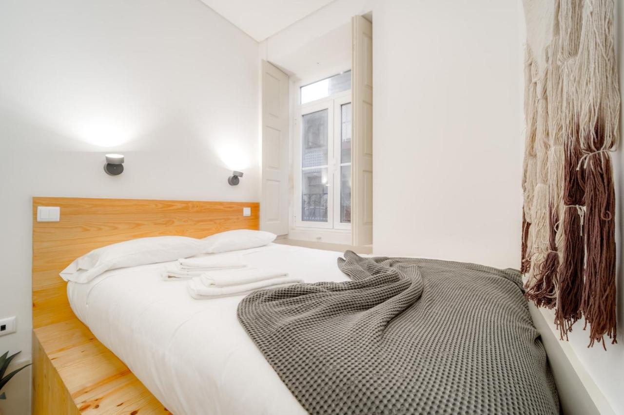 Nomad'S Bonjardim City Flats Porto Exterior photo